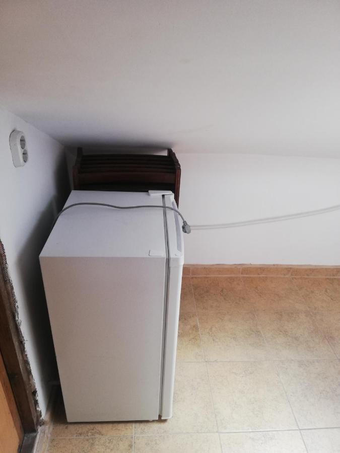 Guest Room Asparuh Troyan  Exterior photo